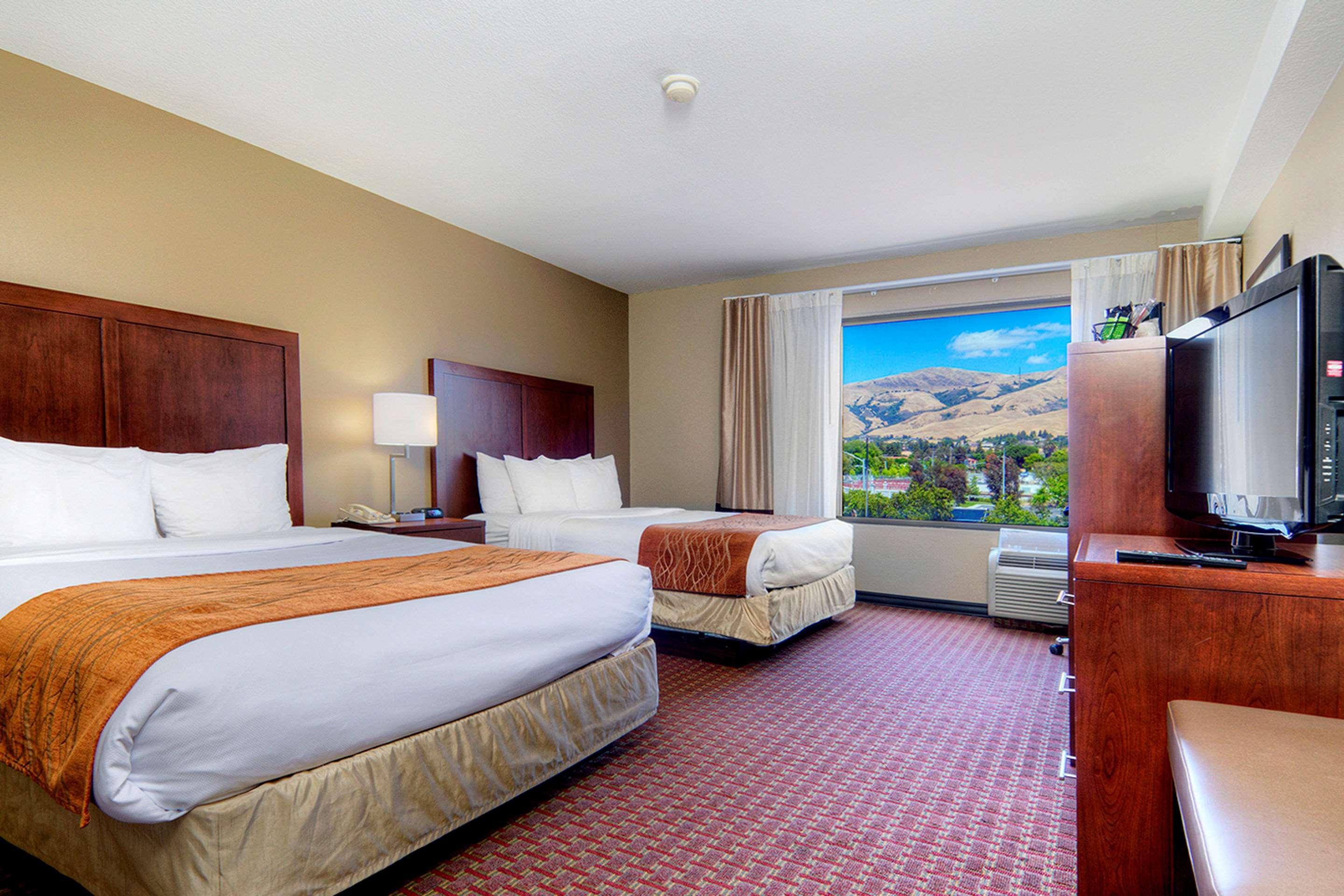 Comfort Inn Silicon Valley East Fremont Exterior foto